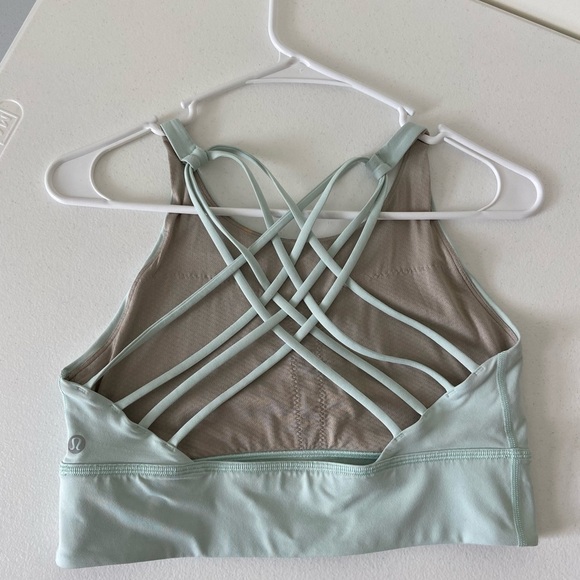 Lululemon women’s strappy cross-back active top — medium - Picture 4 of 5
